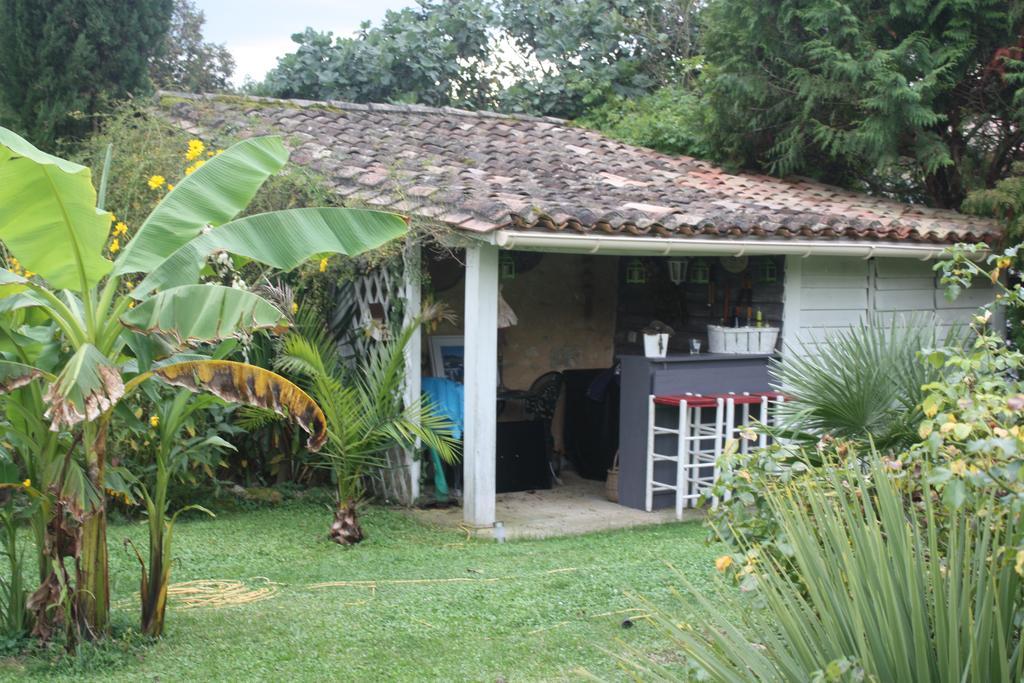 Le Domaine De La Lezardiere B&B Espiet エクステリア 写真