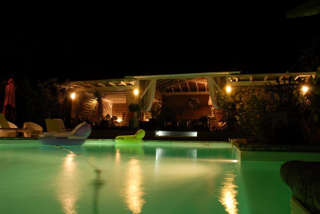 Le Domaine De La Lezardiere B&B Espiet エクステリア 写真