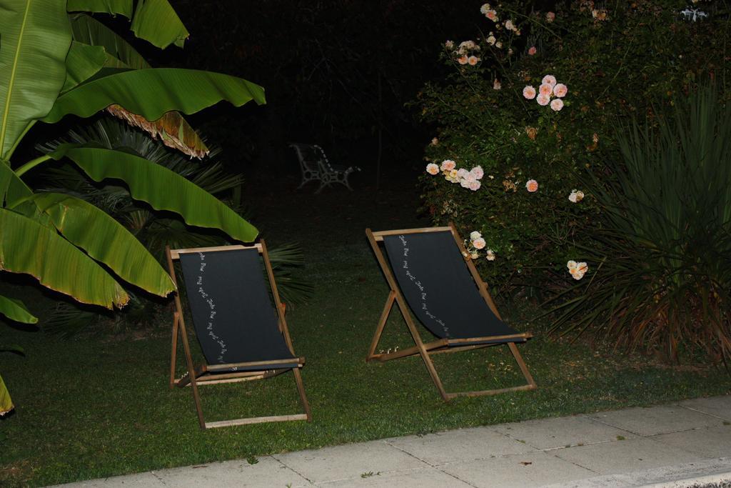 Le Domaine De La Lezardiere B&B Espiet エクステリア 写真