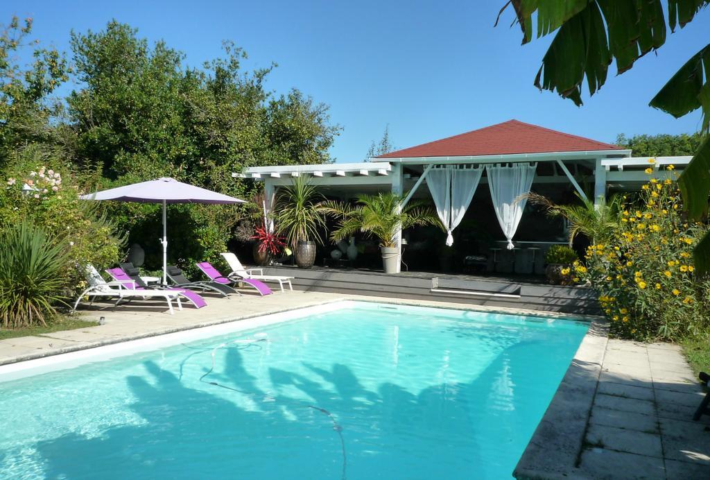 Le Domaine De La Lezardiere B&B Espiet エクステリア 写真