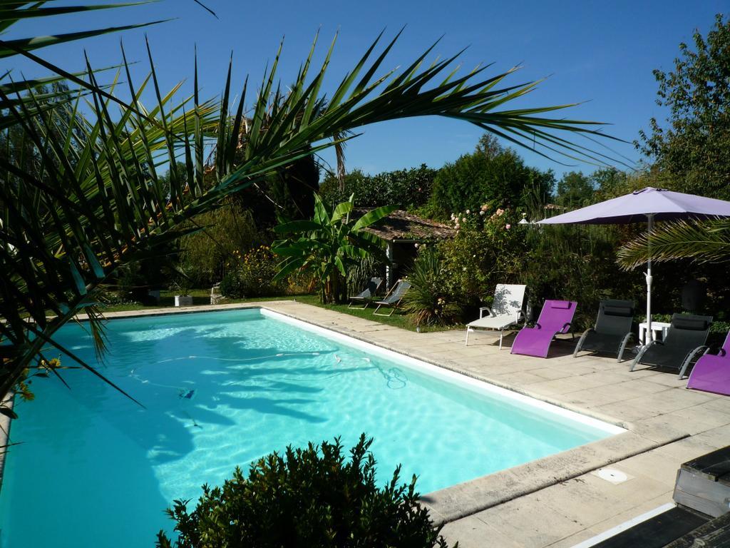 Le Domaine De La Lezardiere B&B Espiet エクステリア 写真